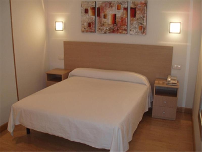 Hostal Francisco Salinas Burgos Phòng bức ảnh