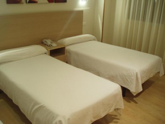 Hostal Francisco Salinas Burgos Phòng bức ảnh